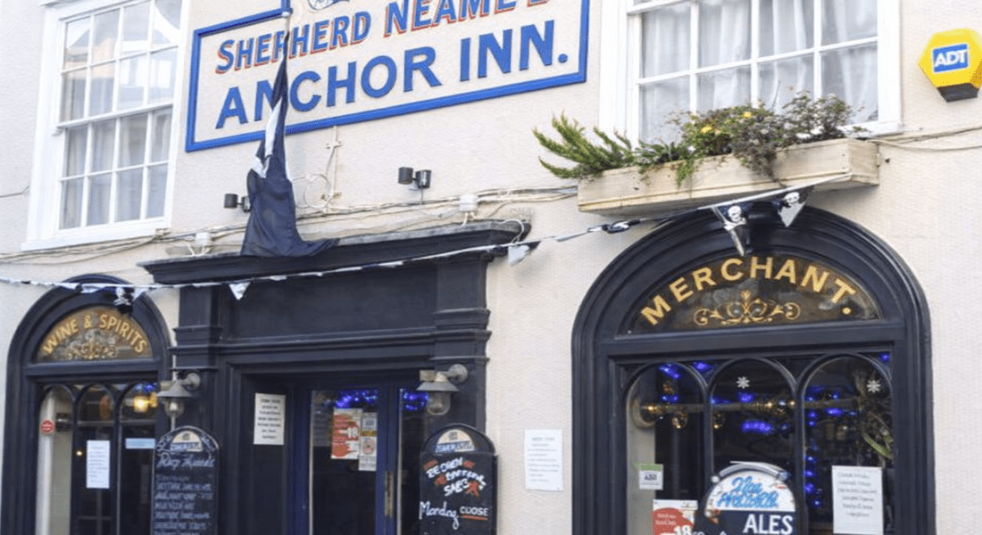 Anchor Inn Hastings 17th-century pub with cosy fireplace and traditional roasts