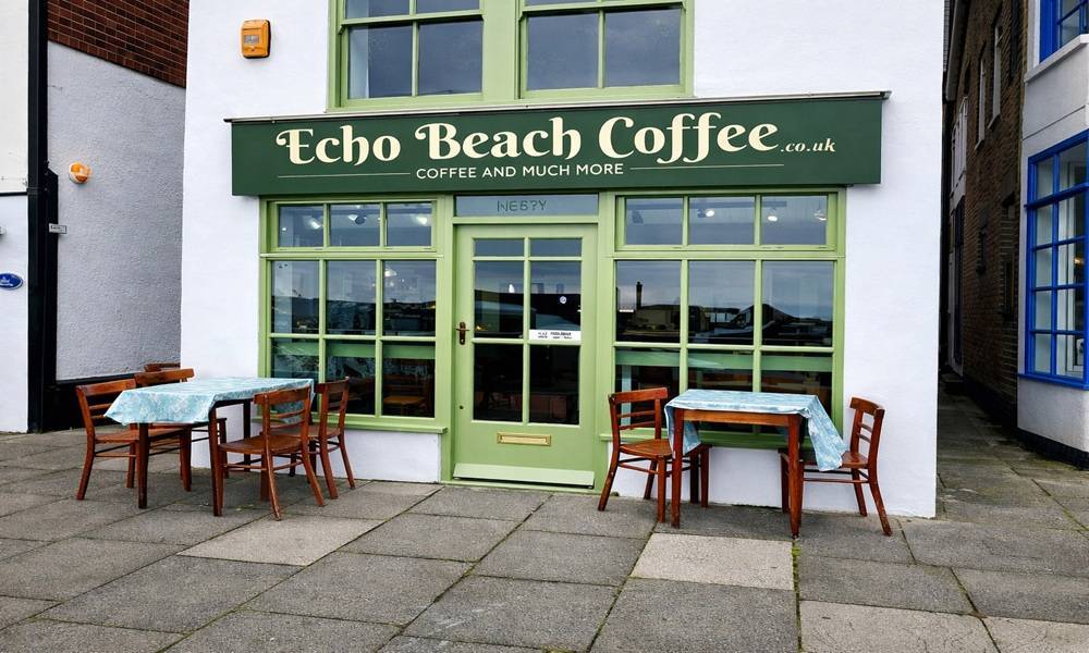 Echo Beach Coffee Shop in Hastings